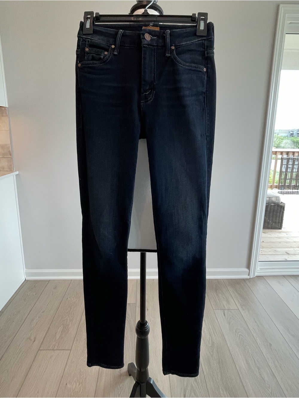 Mother Jeans size 24 The High Waisted Looker in Coffee wash size 24 designer
